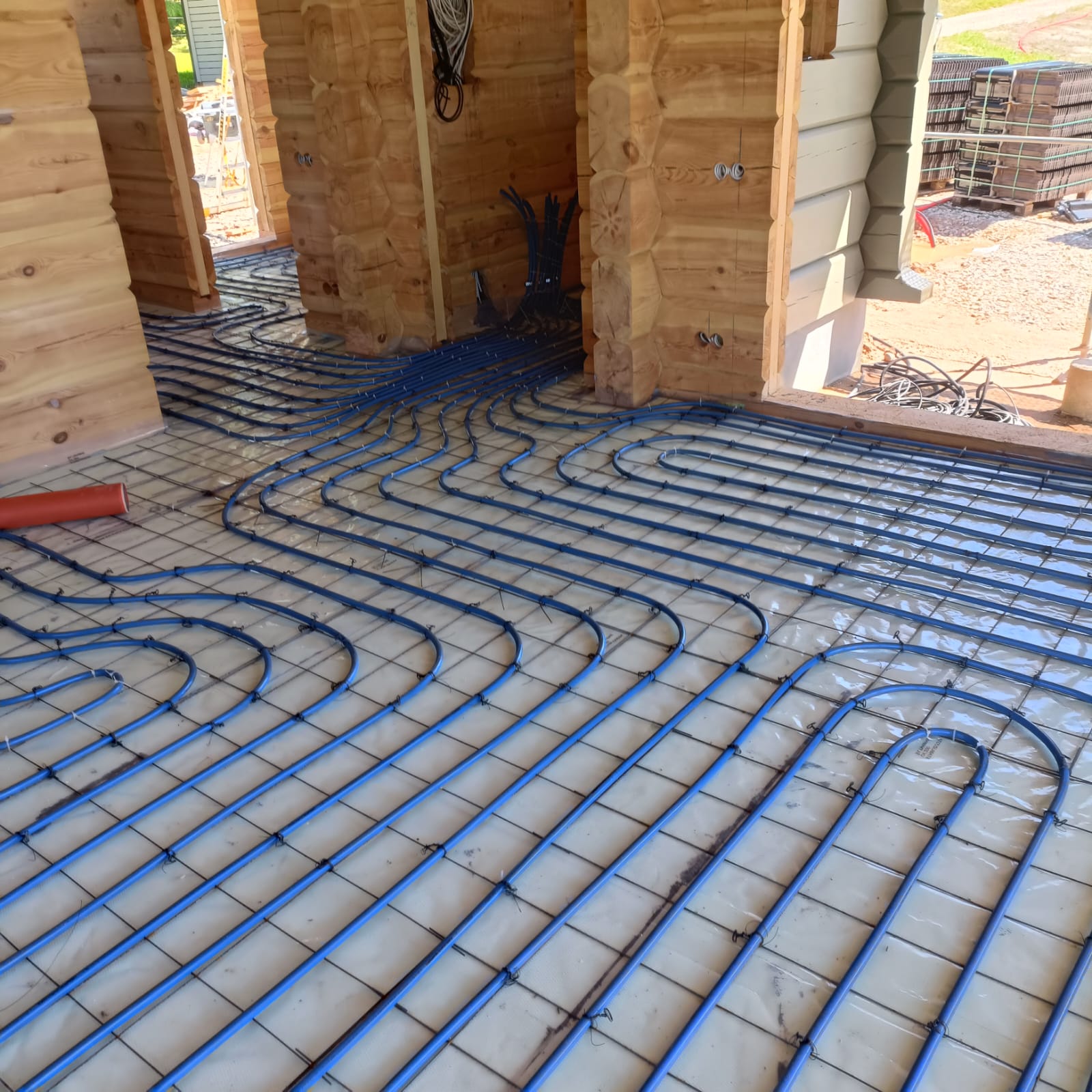 Grindų klojimas ir šildymas